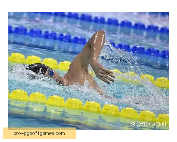 顶级游泳大奖赛：挑战泳坛巨星，争夺荣耀皇冠